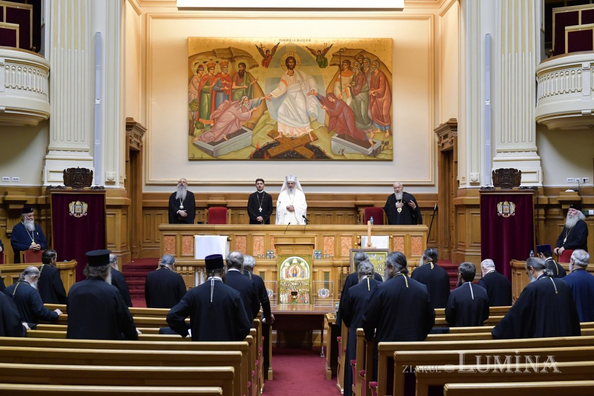 Noi hotărâri ale Sfântului Sinod al Bisericii Ortodoxe Române 336052