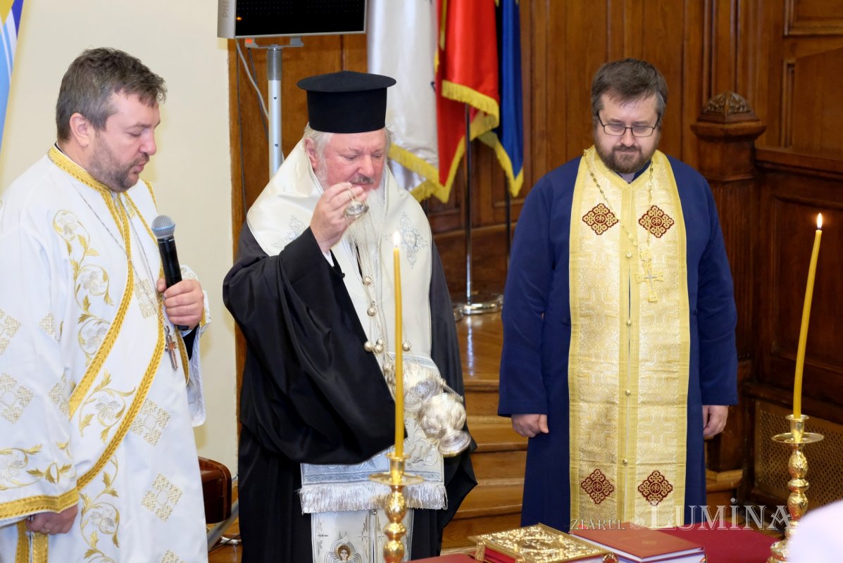 Ziua polițistului de penitenciare marcată la ASE și pe Colina Patriarhiei 336230