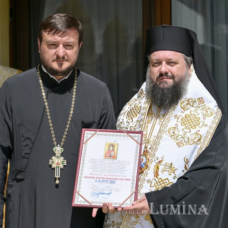 Sfințirea unui nou centru social în județul Vâlcea 336498