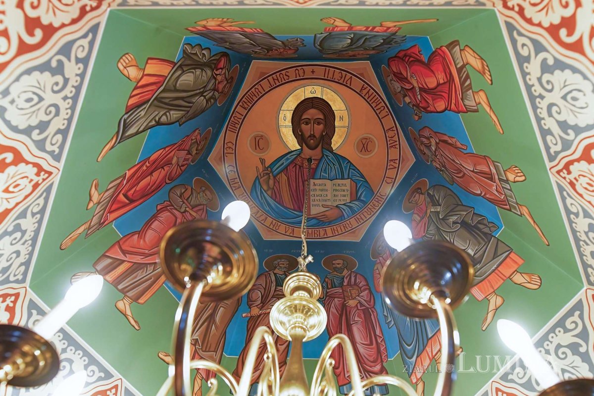 Sclipirile Luminii: Schitul „Sfânta Ana” - Cota 1400, Sinaia, judeţul Prahova 336605