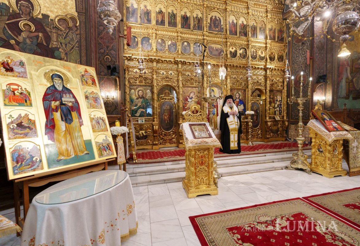 Slujba Privegherii în cinstea Aducerii moaștelor Sfântului Cuvios Dimitrie cel Nou la București 336804