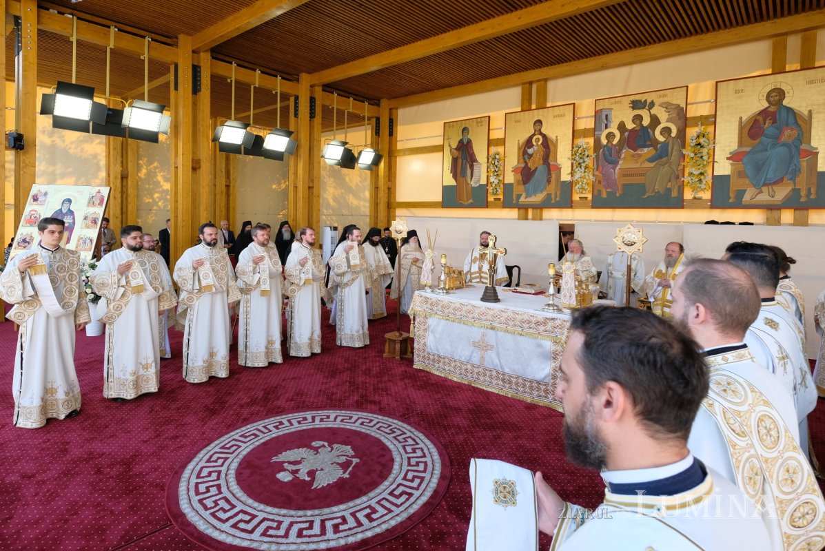 Sărbătoarea de vară a Sfântului Cuvios Dimitrie cel Nou din București 336827