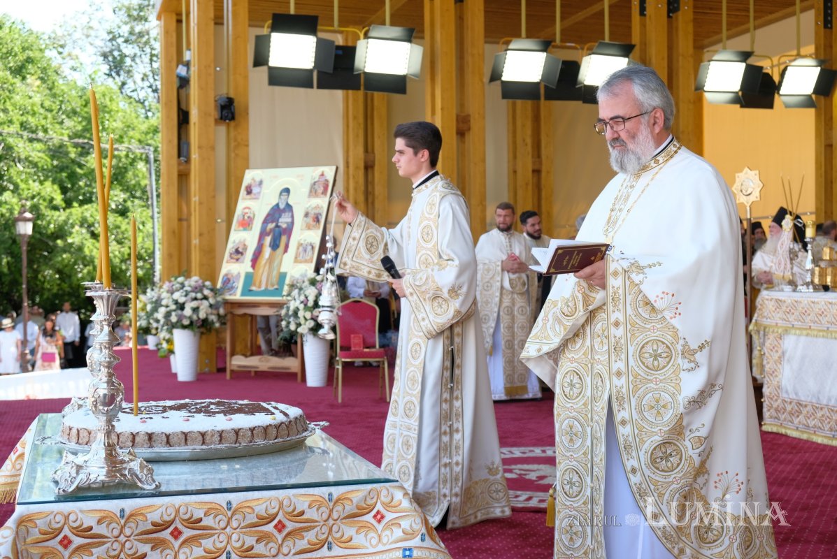 Sărbătoarea de vară a Sfântului Cuvios Dimitrie cel Nou din București 336840