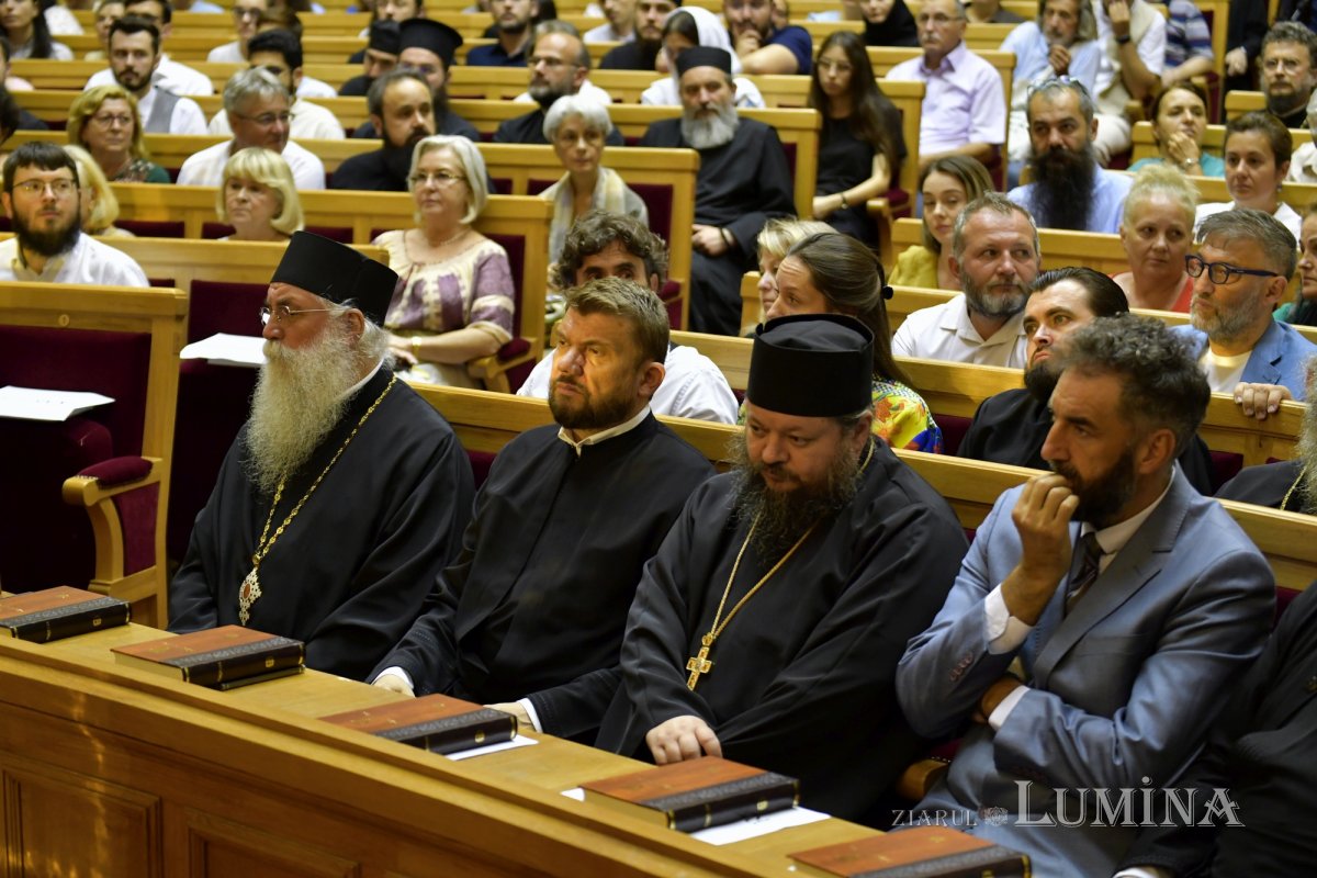 Lansarea Psaltirii în ediție bilingvă la Palatul Patriarhiei 337073