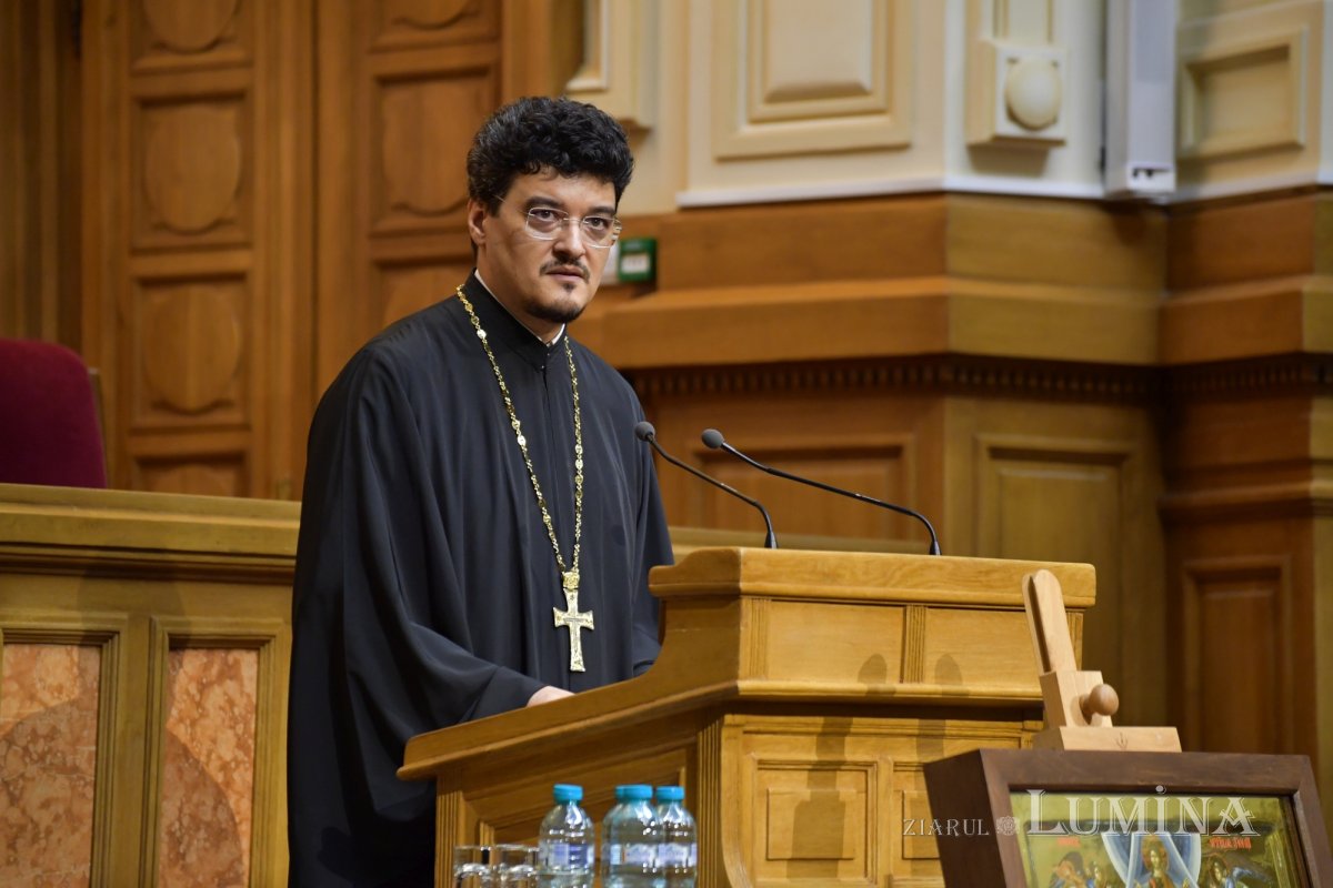 Lansarea Psaltirii în ediție bilingvă la Palatul Patriarhiei 337075