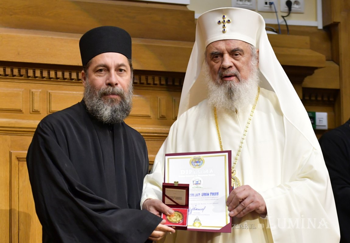 Lansarea Psaltirii în ediție bilingvă la Palatul Patriarhiei 337082