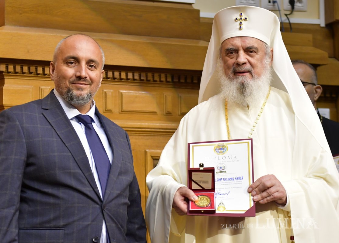 Lansarea Psaltirii în ediție bilingvă la Palatul Patriarhiei 337083