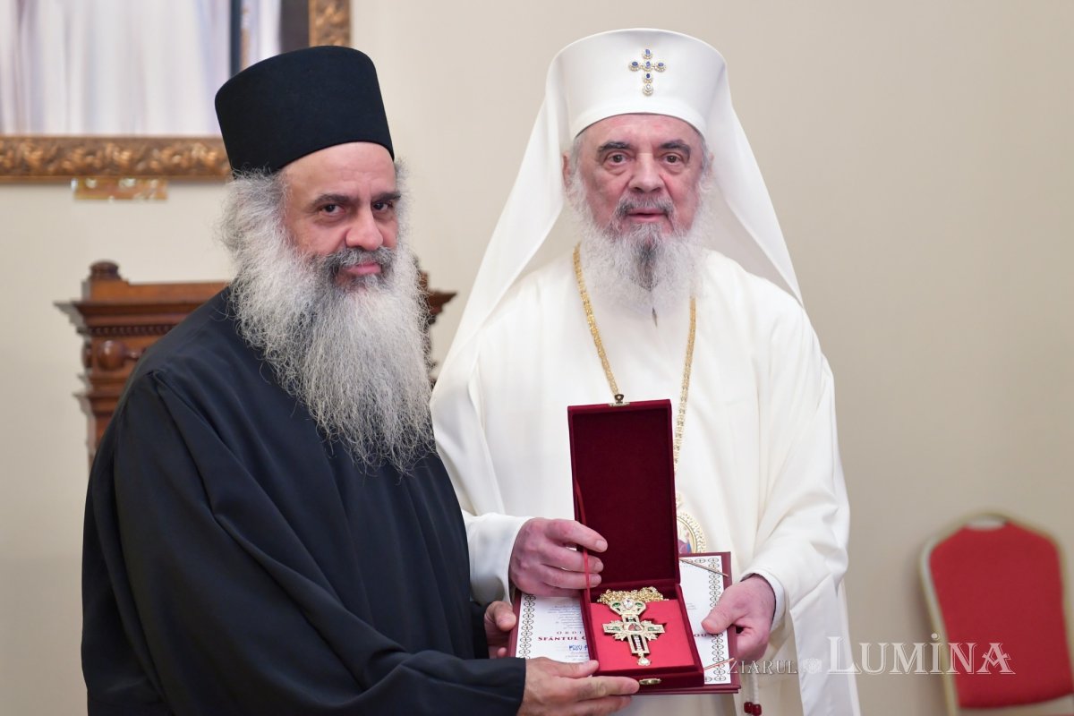 Lansarea Psaltirii în ediție bilingvă la Palatul Patriarhiei 337087