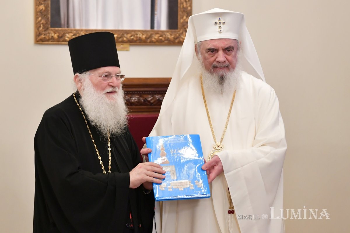 Lansarea Psaltirii în ediție bilingvă la Palatul Patriarhiei 337095