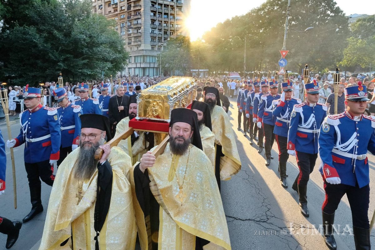 Sclipirile Luminii: 250 de ani de la aducerea moaștelor Sf. Cuv. Dimitrie cel Nou la Bucureşti, iulie 2024 337236