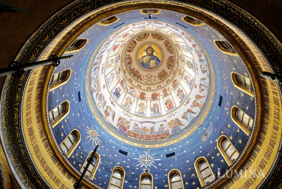 Pregătirea Catedralei Mântuirii Neamului pentru sfințirea din toamnă 337429