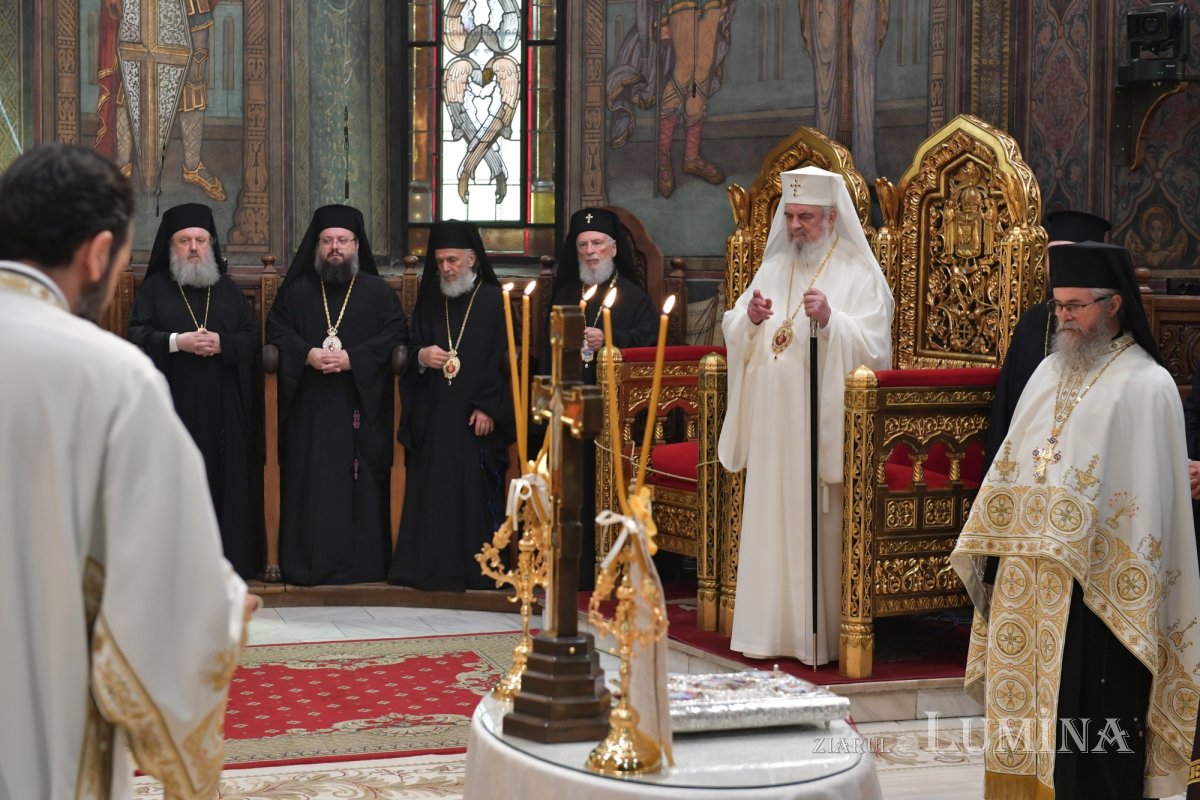 Rugăciune și recunoștință la ziua de naștere a Preafericitului Părinte Patriarh Daniel 337528