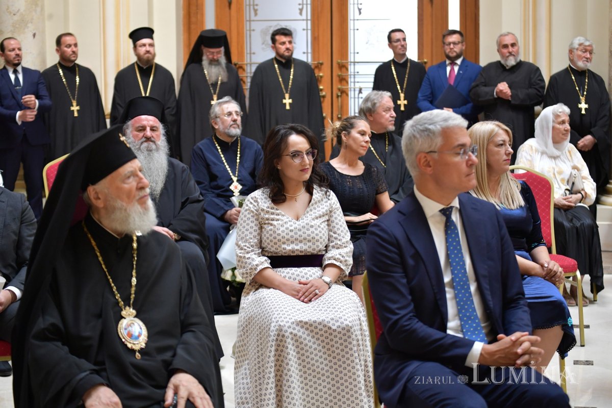 Rugăciune și recunoștință la ziua de naștere a Preafericitului Părinte Patriarh Daniel 337544