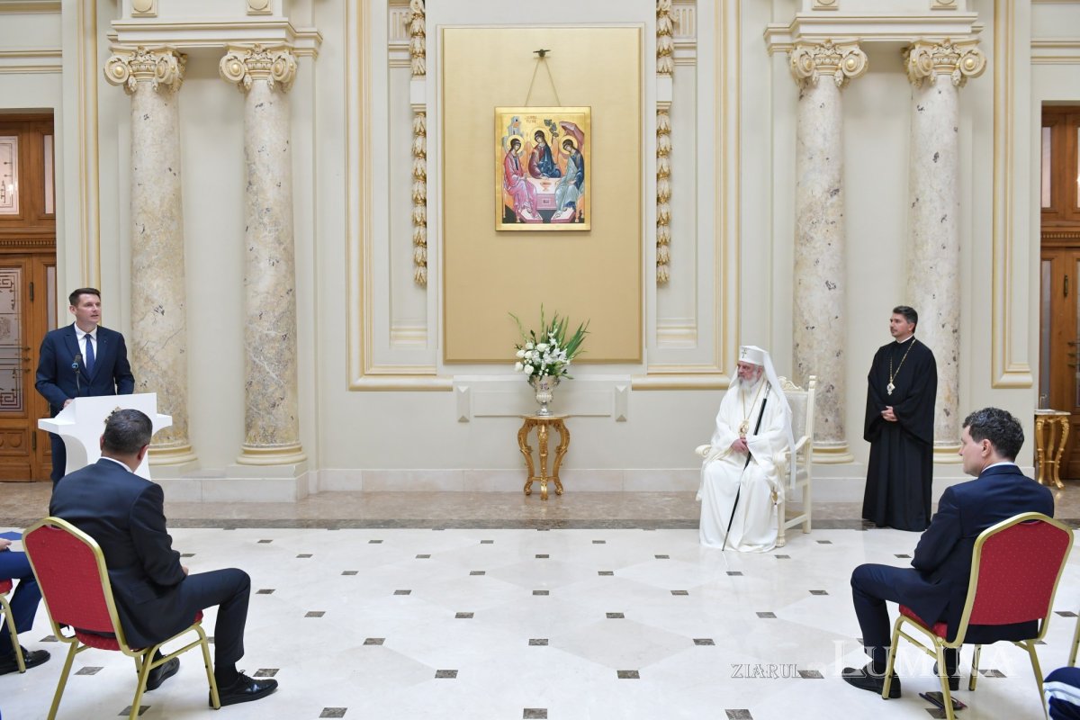 Rugăciune și recunoștință la ziua de naștere a Preafericitului Părinte Patriarh Daniel 337545