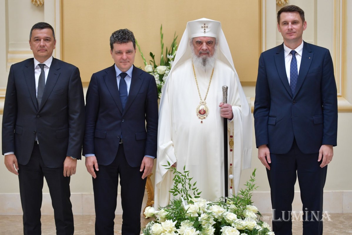 Rugăciune și recunoștință la ziua de naștere a Preafericitului Părinte Patriarh Daniel 337562