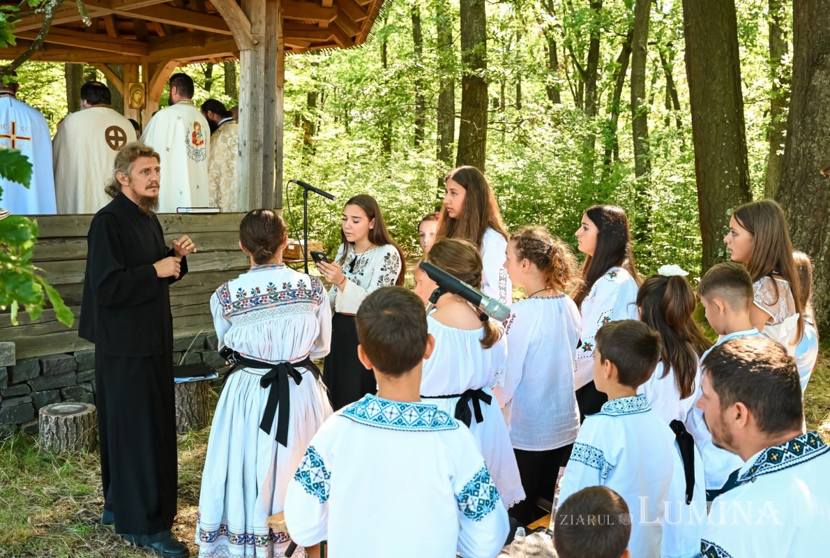 Hramul Mănăstirii din Oarța de Sus, Maramureş 337679