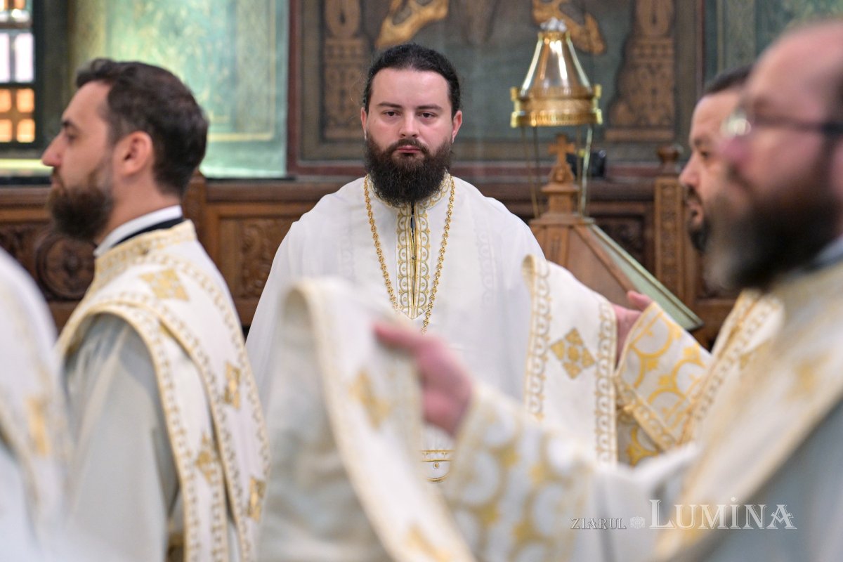 Sărbătoarea luminii taborice pe Dealul Patriarhiei 338543