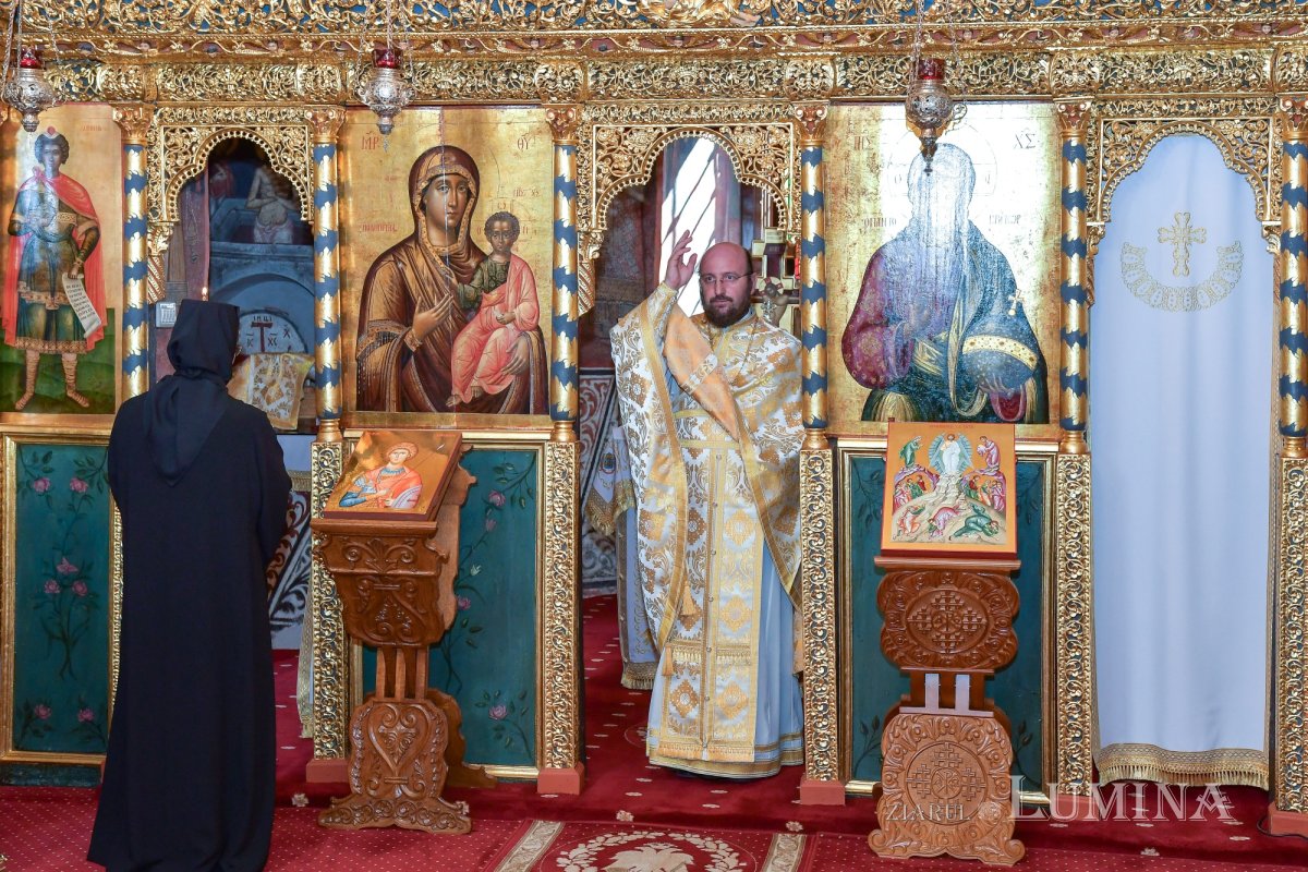 „Schimbarea la Față este icoana profetică a Bisericii întregi” 338623