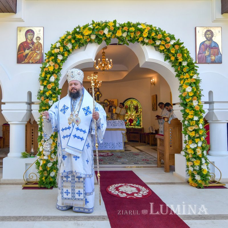 Slujire arhierească la hramul Mănăstirii Ghighiu  339220