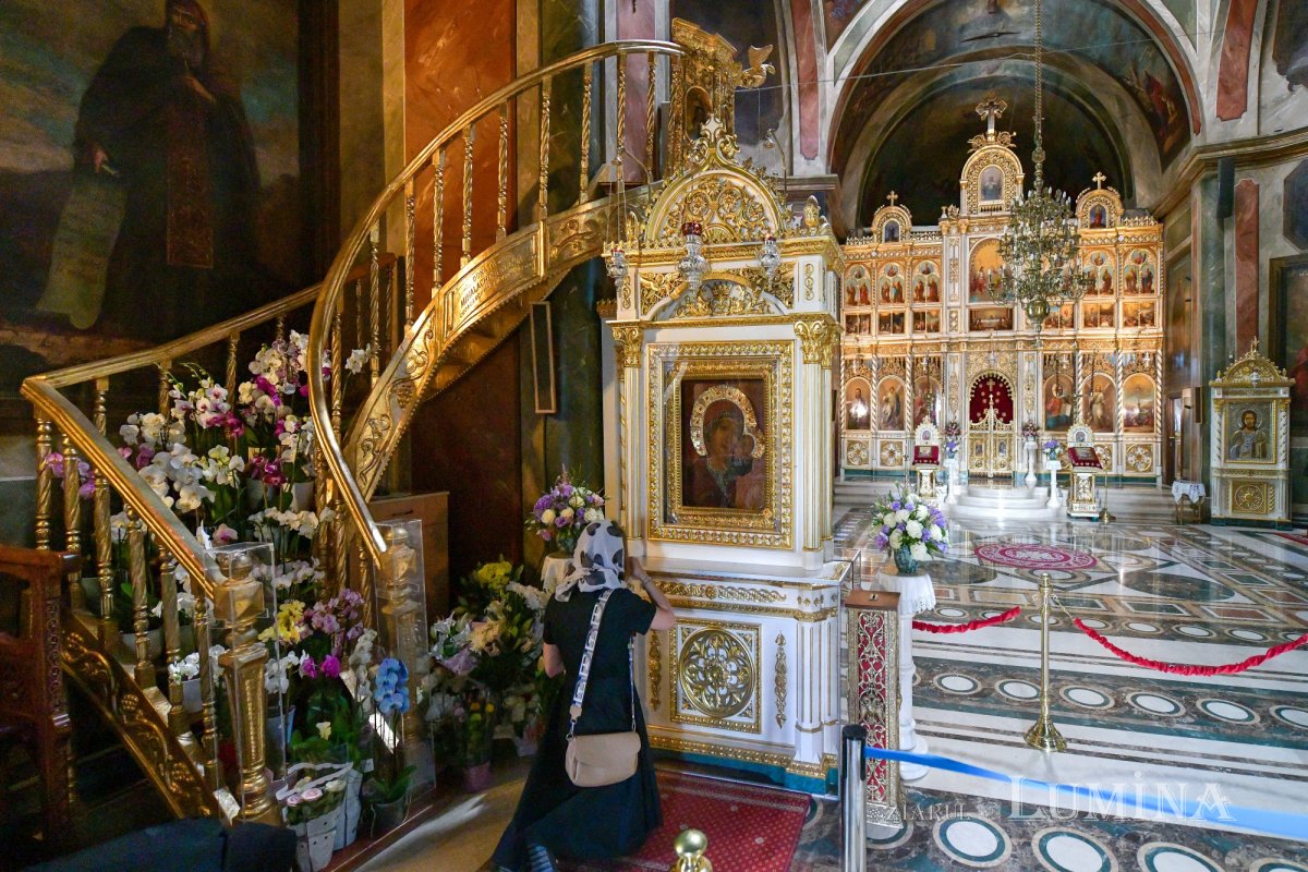 Slujire arhierească la hramul Mănăstirii Ghighiu  339231