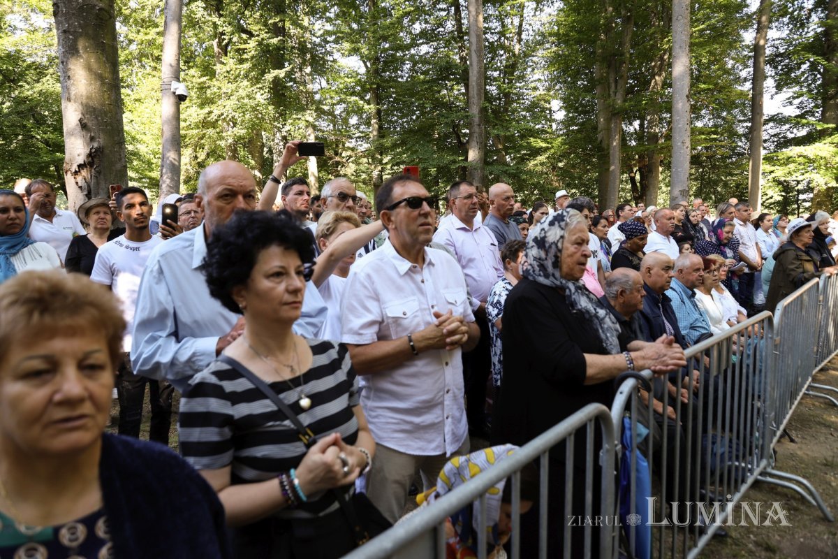 Trei ierarhi au liturghisit la hramul Mănăstirii Brâncoveanu 339262