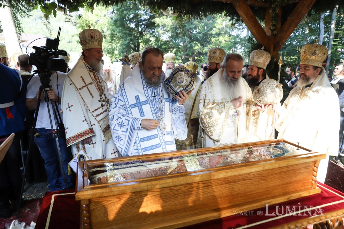 Proclamarea locală a canonizării Sfântului Serafim cel Răbdător de la Sâmbăta de Sus 339346