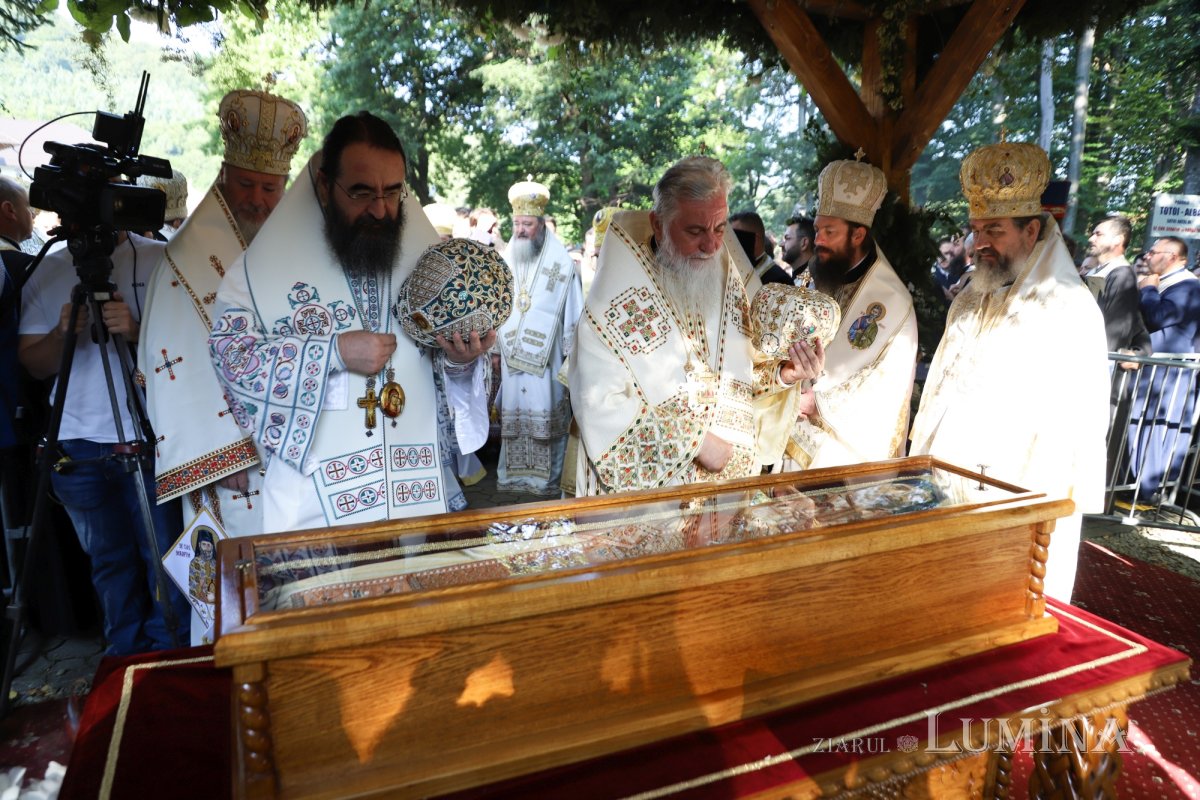 Proclamarea locală a canonizării Sfântului Serafim cel Răbdător de la Sâmbăta de Sus 339347