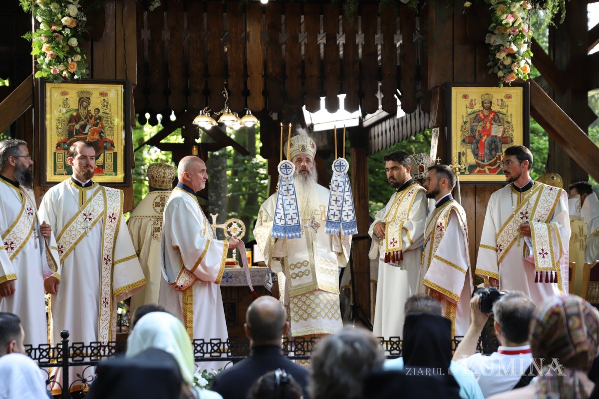 Proclamarea locală a canonizării Sfântului Serafim cel Răbdător de la Sâmbăta de Sus 339354