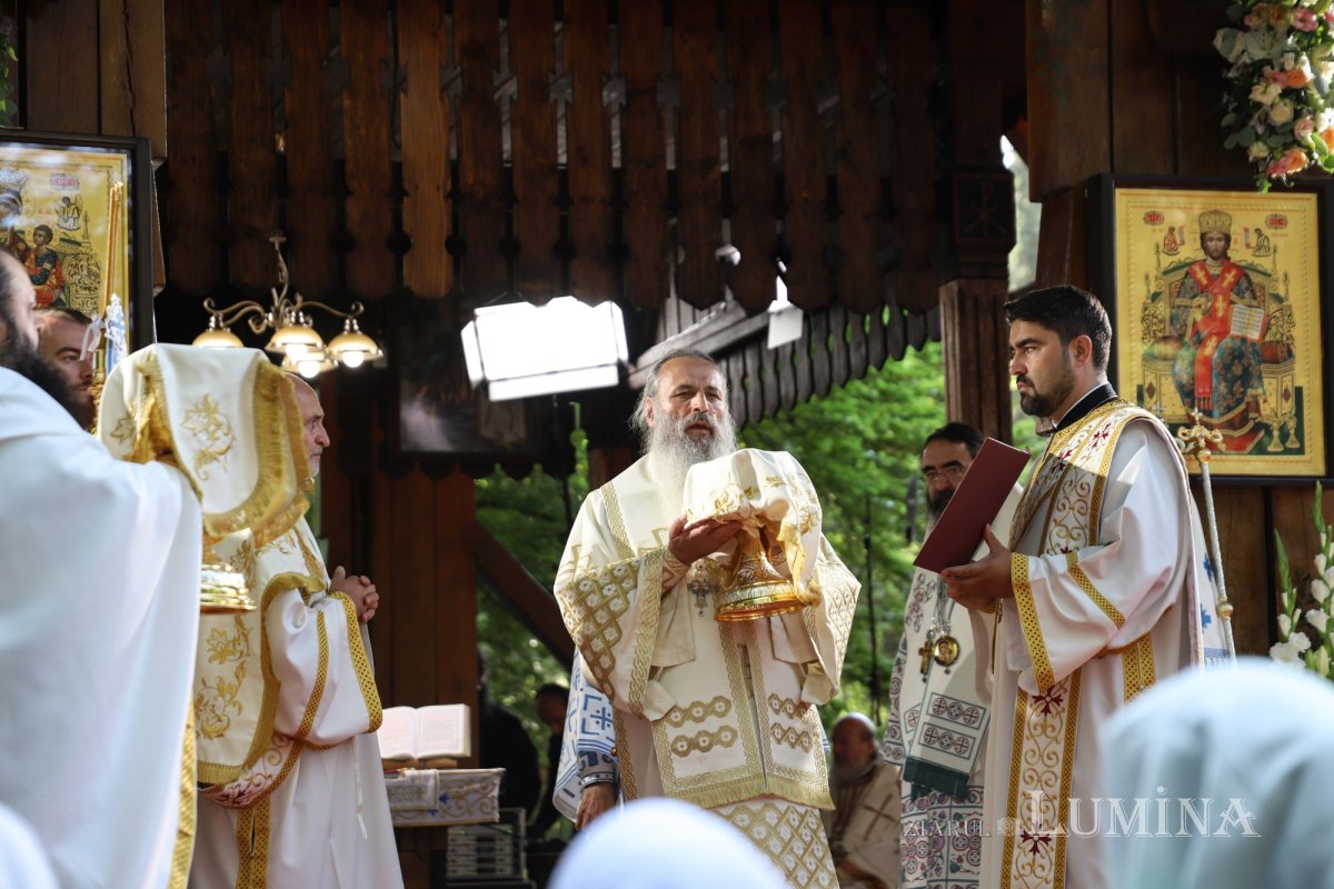 Proclamarea locală a canonizării Sfântului Serafim cel Răbdător de la Sâmbăta de Sus 339360