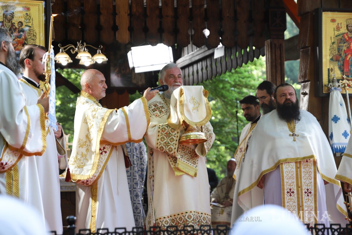 Proclamarea locală a canonizării Sfântului Serafim cel Răbdător de la Sâmbăta de Sus 339363