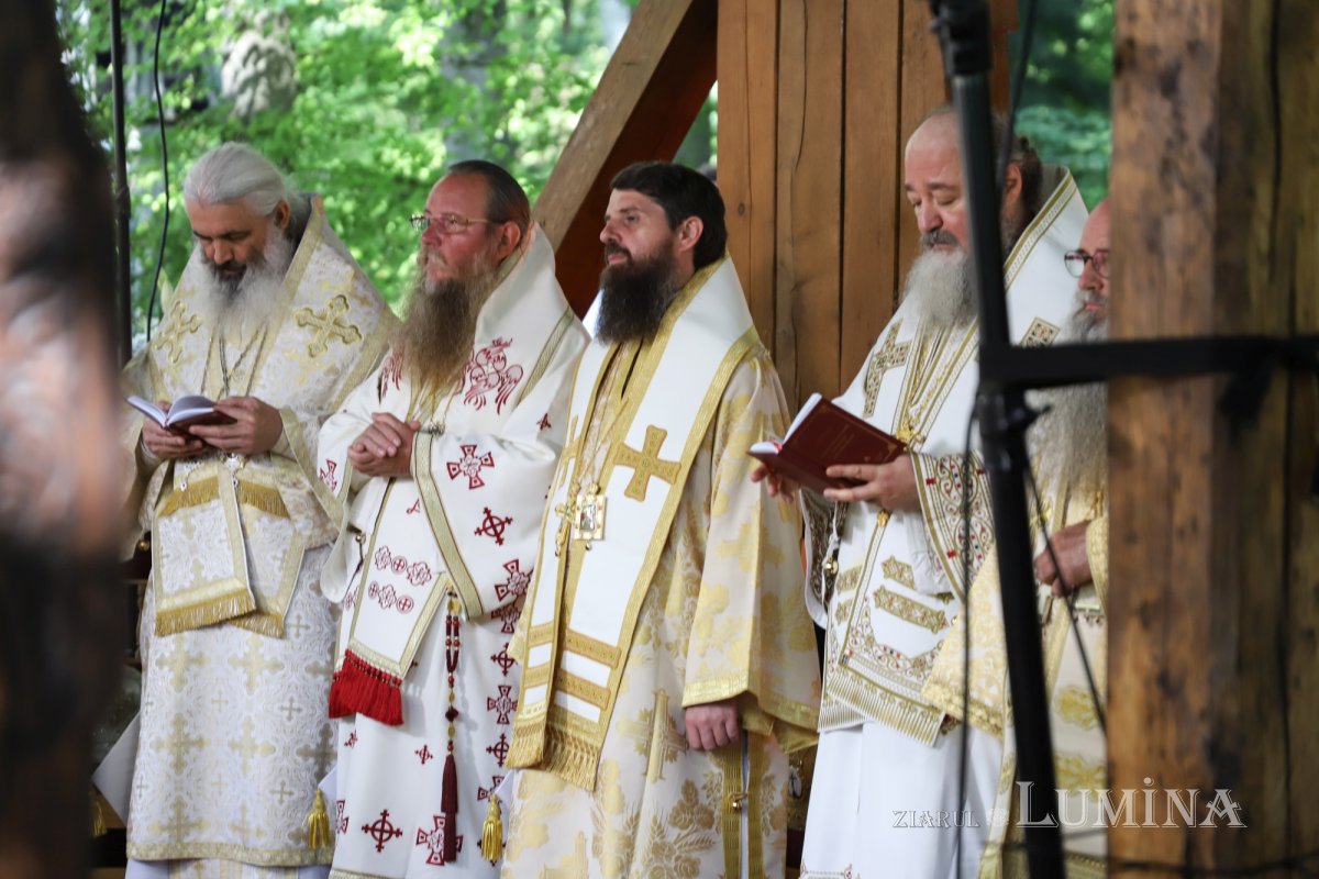 Proclamarea locală a canonizării Sfântului Serafim cel Răbdător de la Sâmbăta de Sus 339364