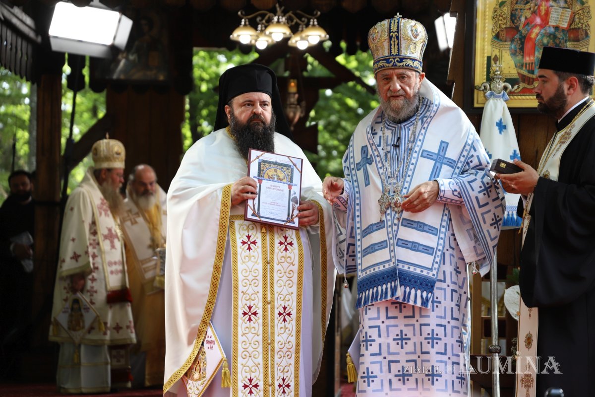 Proclamarea locală a canonizării Sfântului Serafim cel Răbdător de la Sâmbăta de Sus 339378