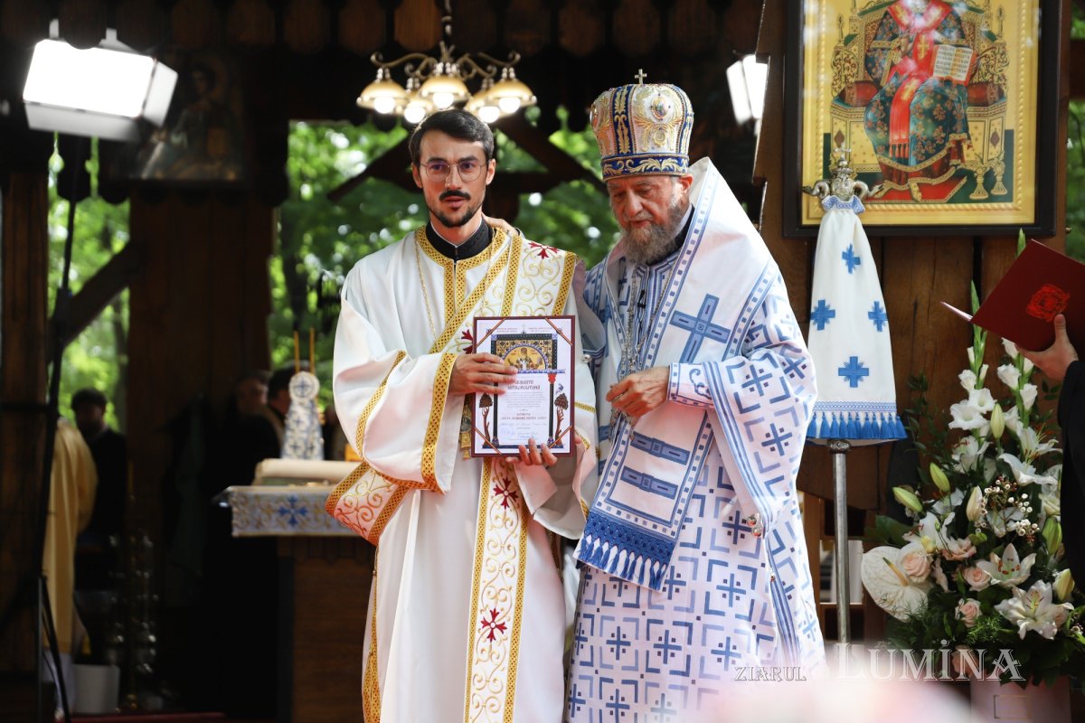 Proclamarea locală a canonizării Sfântului Serafim cel Răbdător de la Sâmbăta de Sus 339379