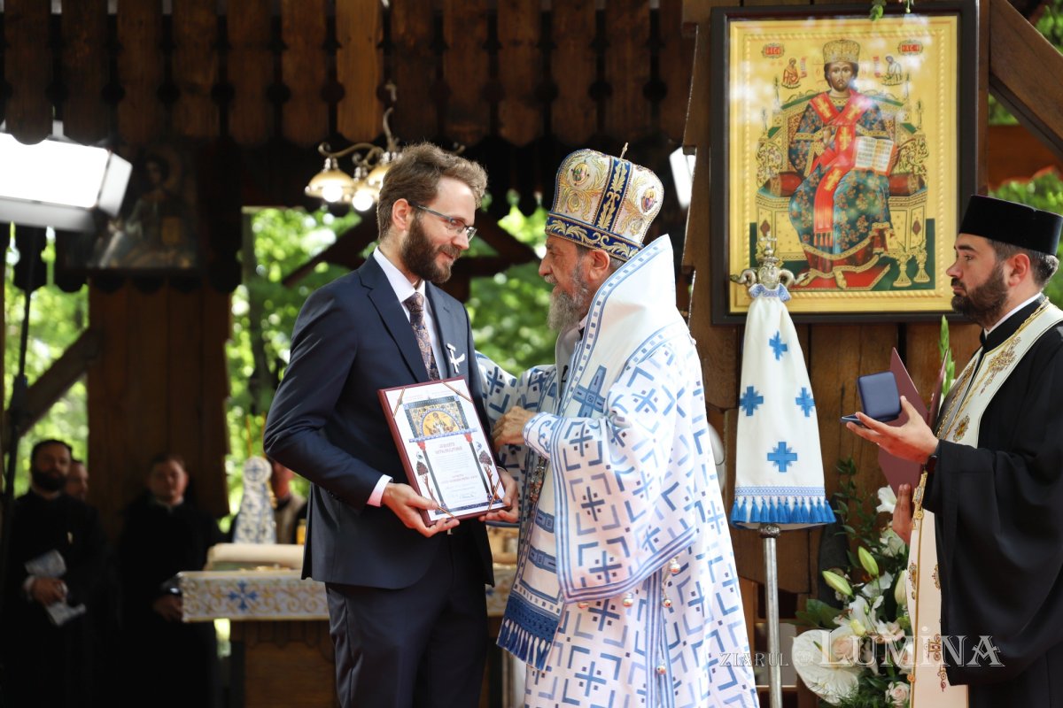 Proclamarea locală a canonizării Sfântului Serafim cel Răbdător de la Sâmbăta de Sus 339381