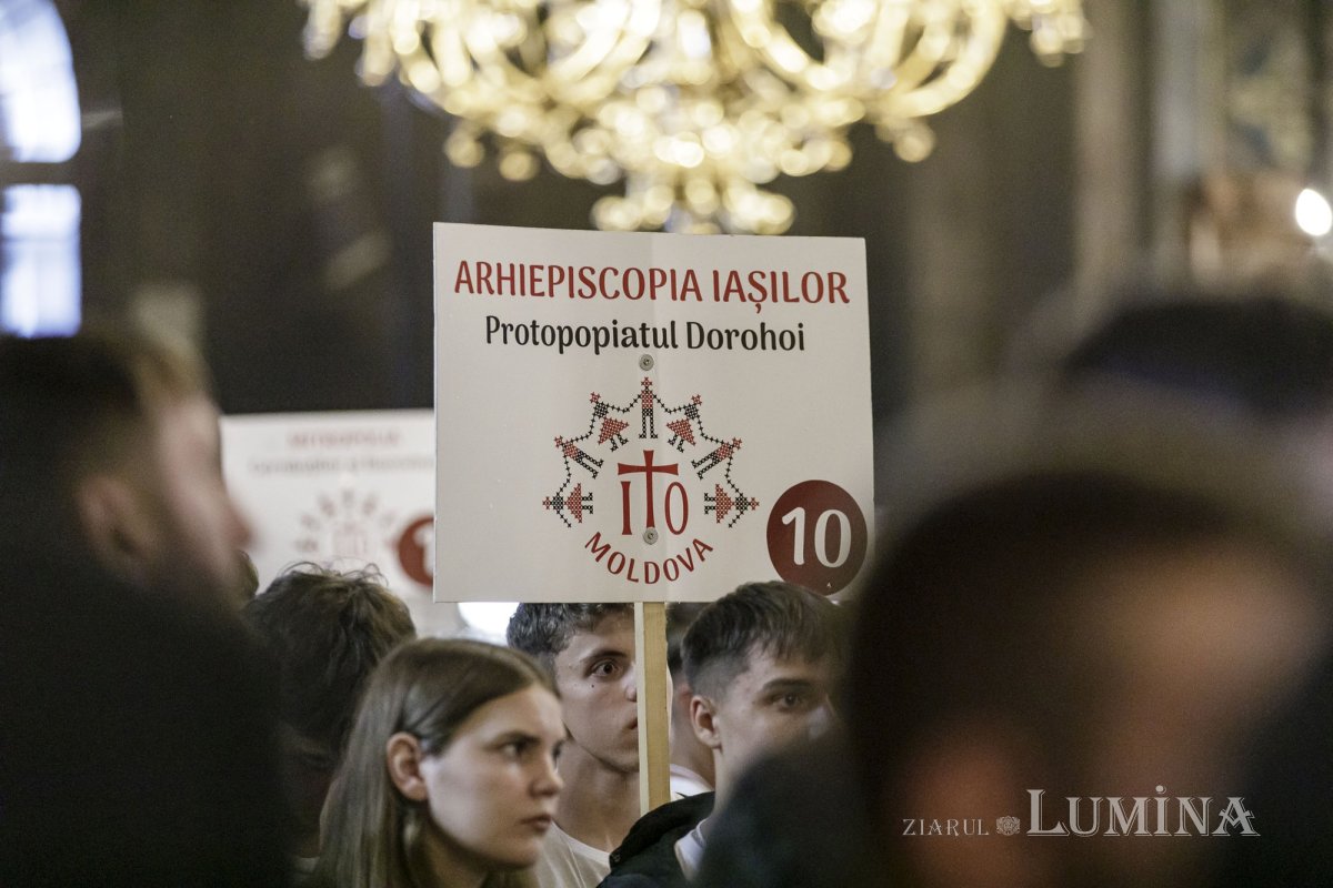 A început la Iași cea de-a cincea ediție a Întâlnirii Tinerilor Ortodocși din Moldova 339584