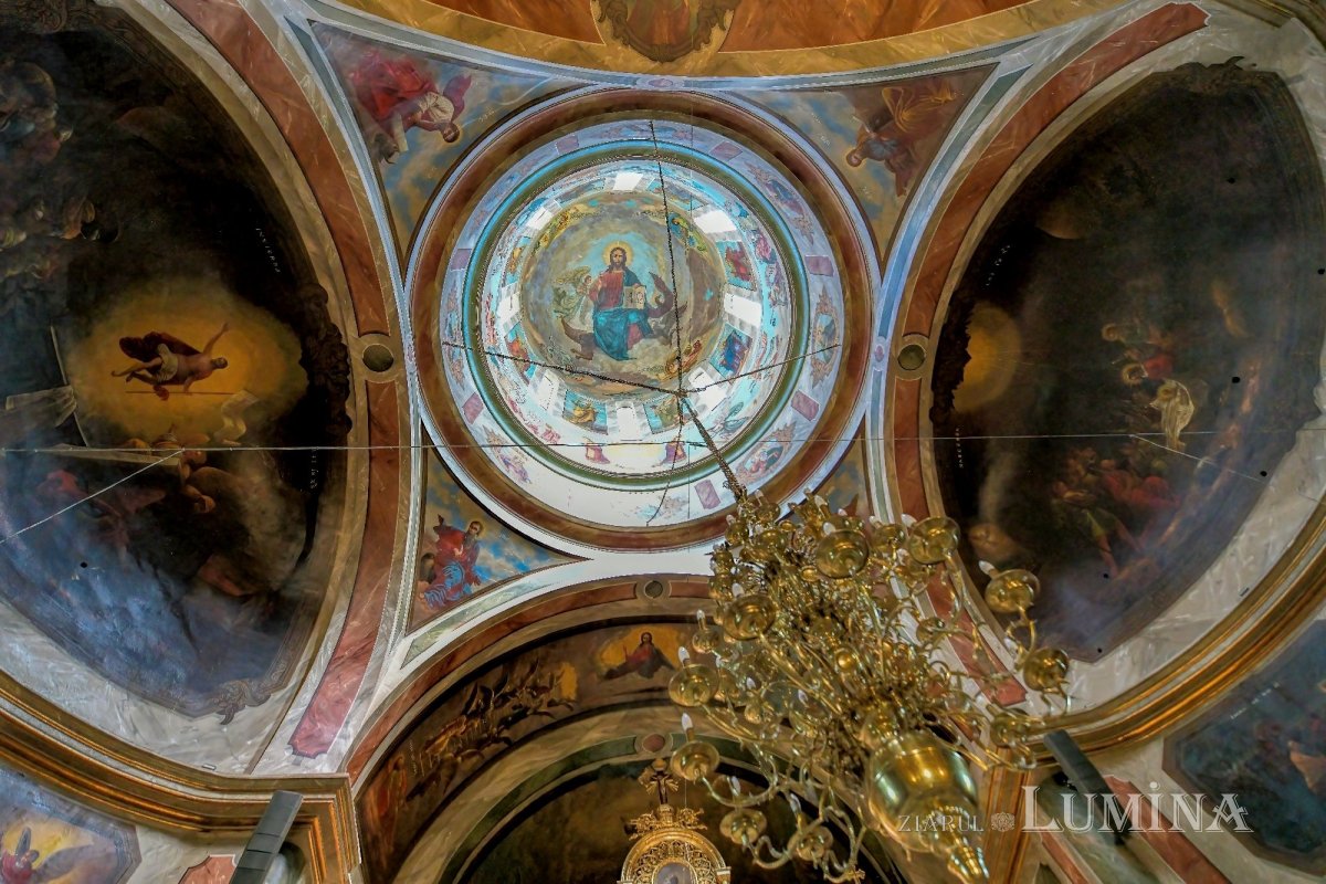 Sclipirile Luminii: Mănăstirea Ghighiu, judeţul Prahova 339927