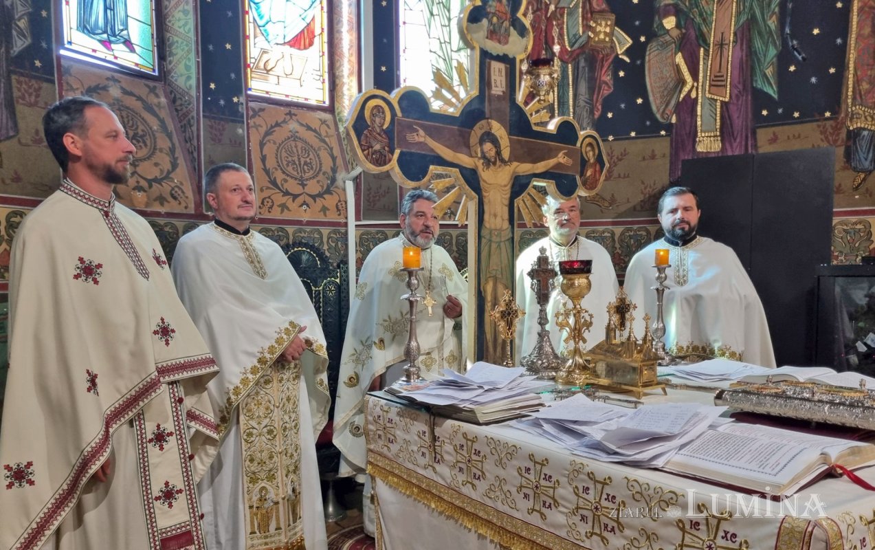 Hramul de vară al Parohiei Mihai Bravu din Capitală 340241