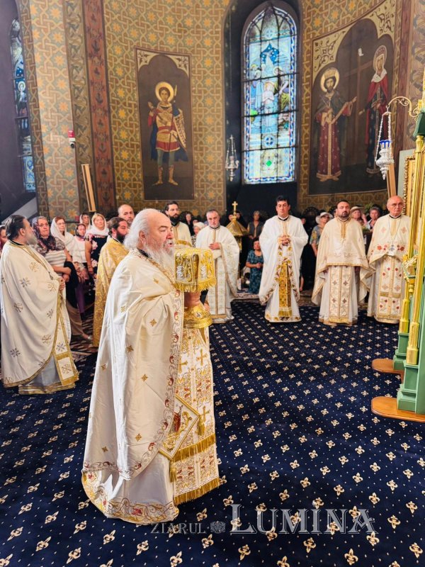 Episcopia Alexandriei și Teleormanului și-a cinstit ocrotitorul spiritual 340484
