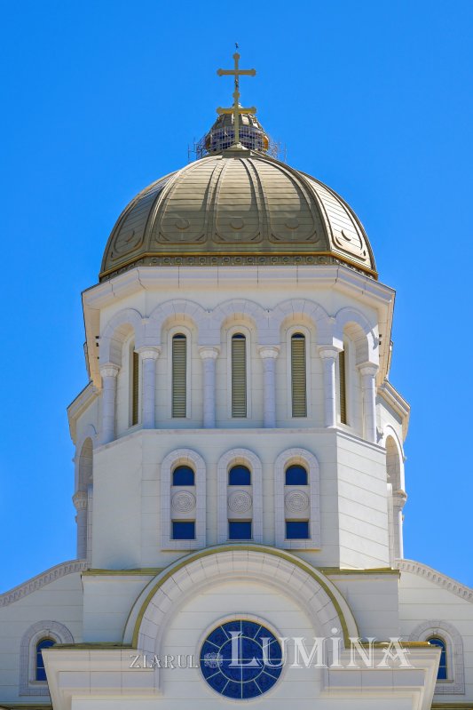 Ultimele lucrări premergătoare slujbei de sfințire pe șantierul Catedralei Naționale 340861