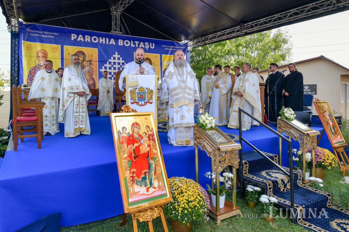 Biserica parohiei ilfovene Boltașu a primit veșmântul sfințeniei 341106