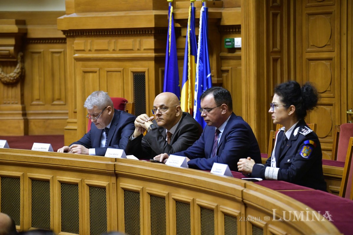 Ziua Pompierilor din România marcată pe Dealul Patriarhiei 341507