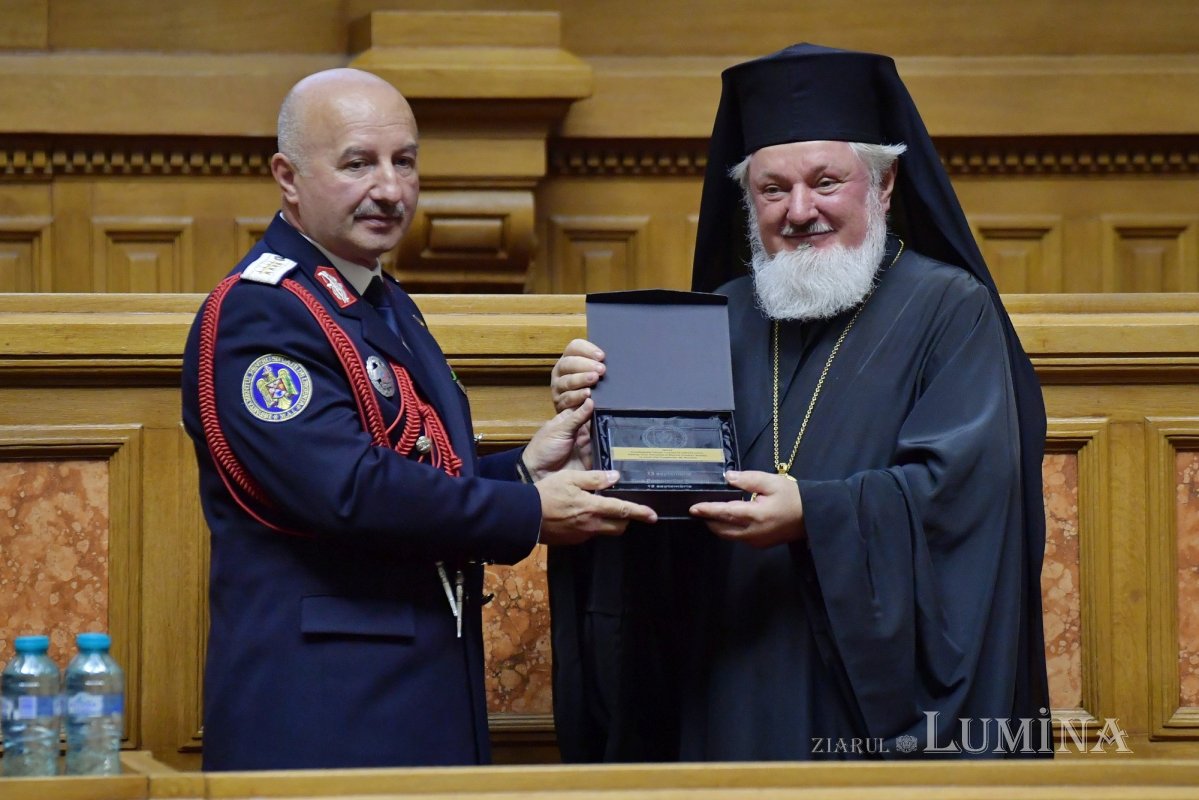 Ziua Pompierilor din România marcată pe Dealul Patriarhiei 341510