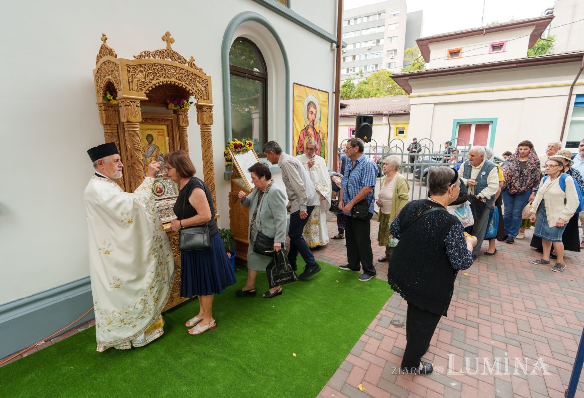 Zi de hram la Parohia Balta Albă din Capitală 341637