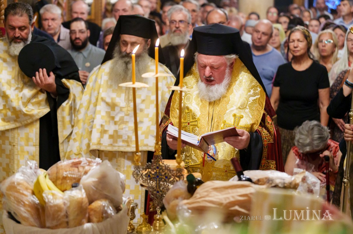 Slujba Privegherii în cinstea Sfântului Cuvios Mărturisitor Sofian de la Antim 341796