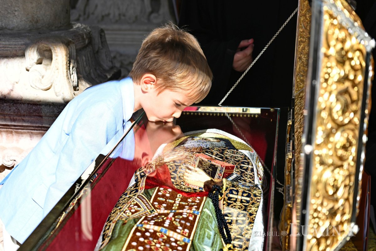 Proclamarea locală a canonizării „Apostolului Bucureștilor” 341836