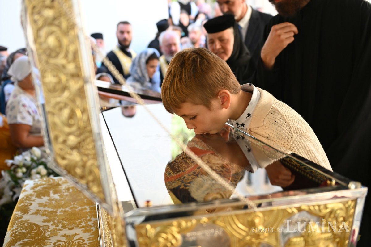 Proclamarea locală a canonizării „Apostolului Bucureștilor” 341851