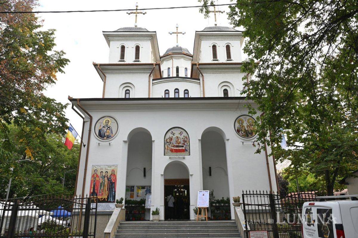 Sfântul Mare Mucenic Eustație și familia sa, prăznuiți în Capitală 342114