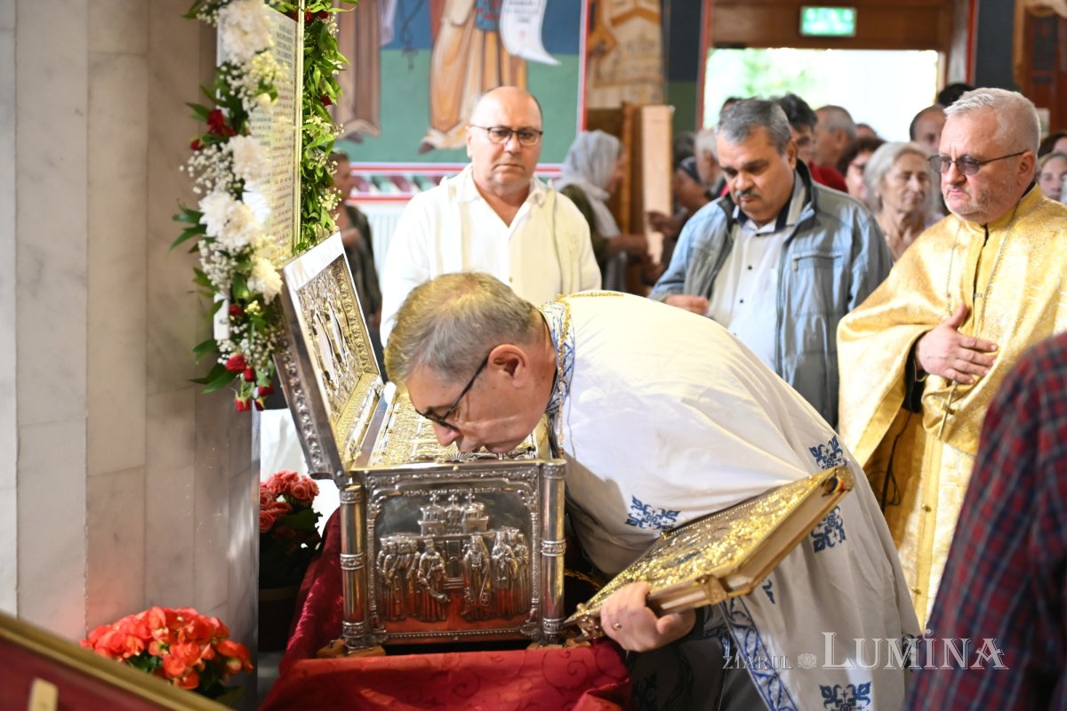 Sfântul Mare Mucenic Eustație și familia sa, prăznuiți în Capitală 342123