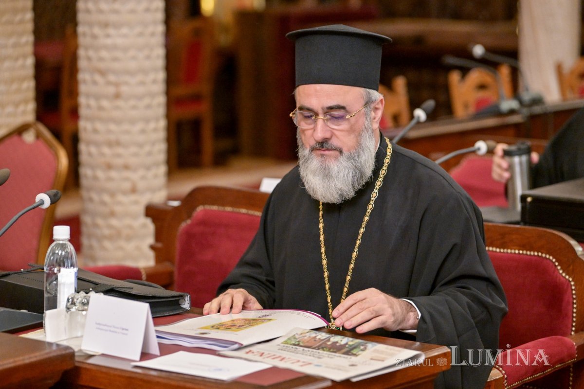Ședință de lucru a Sinodului Mitropoliei Munteniei și Dobrogei 342333