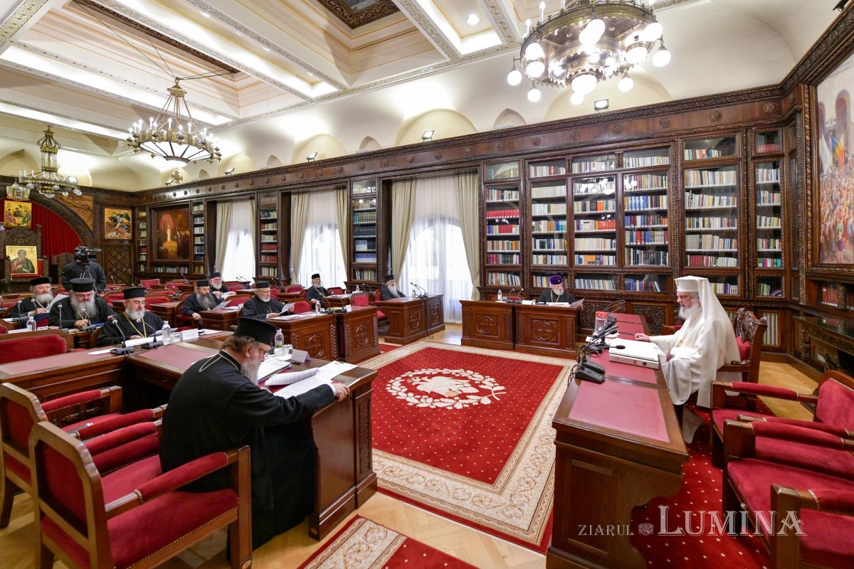 Ședință de lucru a Sinodului Mitropoliei Munteniei și Dobrogei 342338